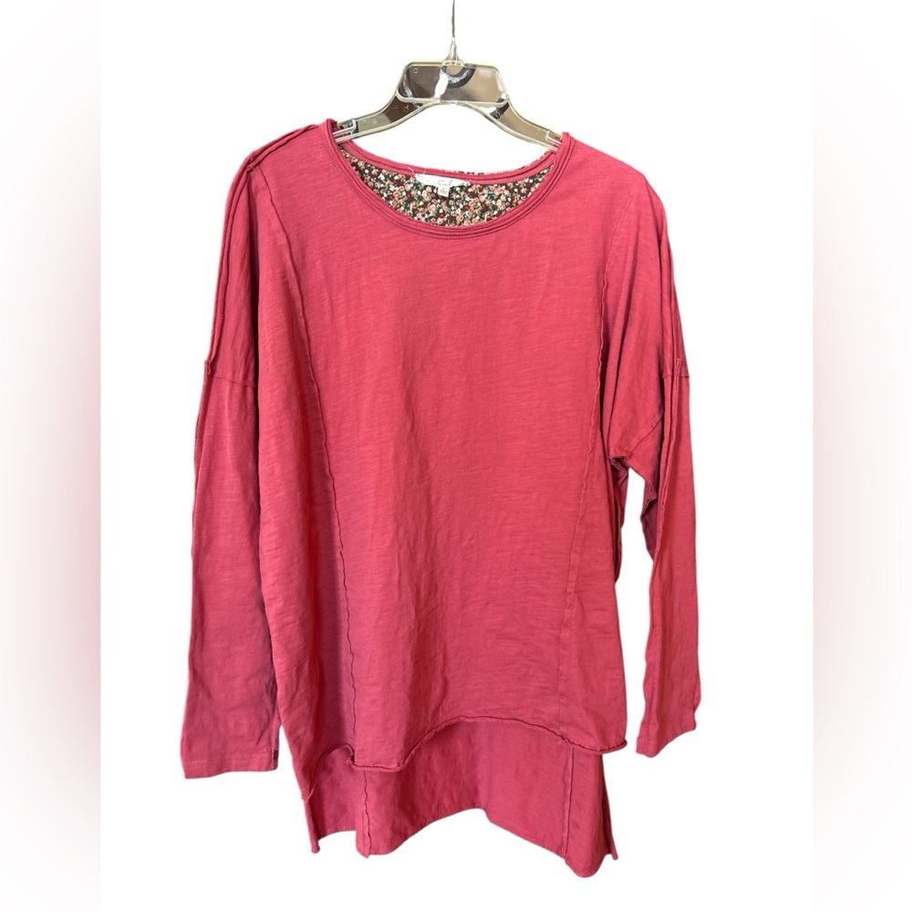 Easel Women’s Long Sleeve Top, Dark Pink 
Size L